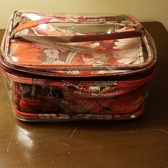Vera Bradley Handbags - Vera Bradley Bohemian Blooms Travel Case